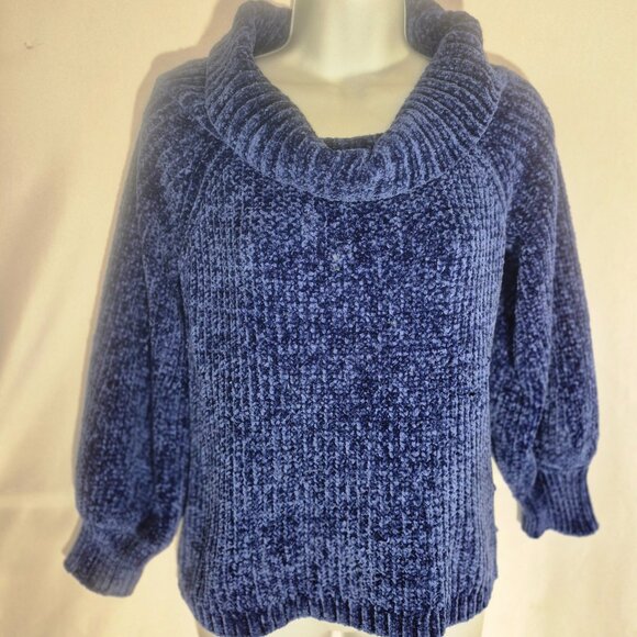 PINK ROSE Pretty Cowl Neck sweater, 2-tone Blue in size small - Picture 8 of 16